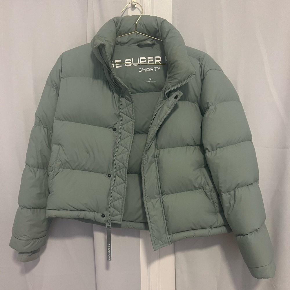 Aritzia Super-puff Shorty